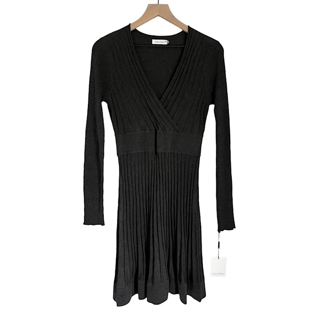 NWT Calvin Klein V Neck Long Sleeve Ribbed Sweater Dress Grey Size Medium